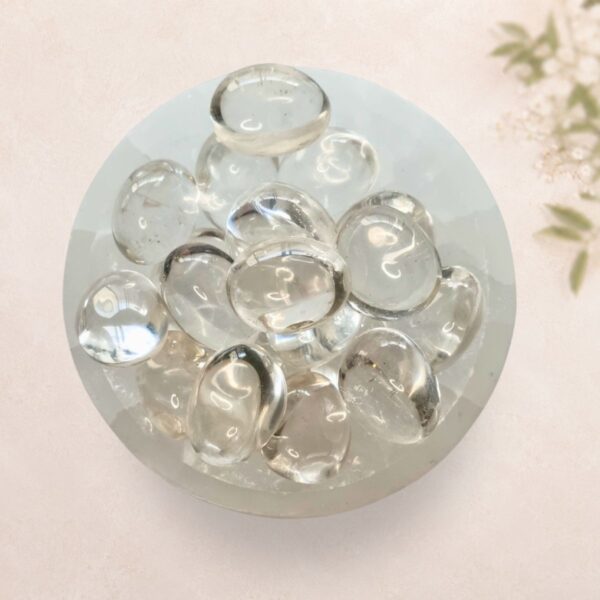 Clear Quartz tumble stone for clarity and energy cleansing from Oracle of Crystals Melbourne