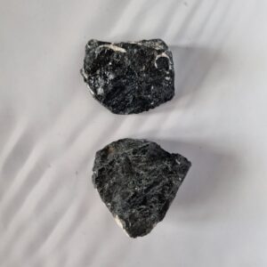 black tourmaline raw