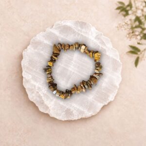 tigers-eye-bracelet-melbourne Tiger’s Eye crystal chip bracelet for courage, confidence and protection